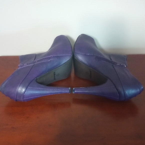Gorgeous Purple Peep-Toe Boots - Picture 3 of 5